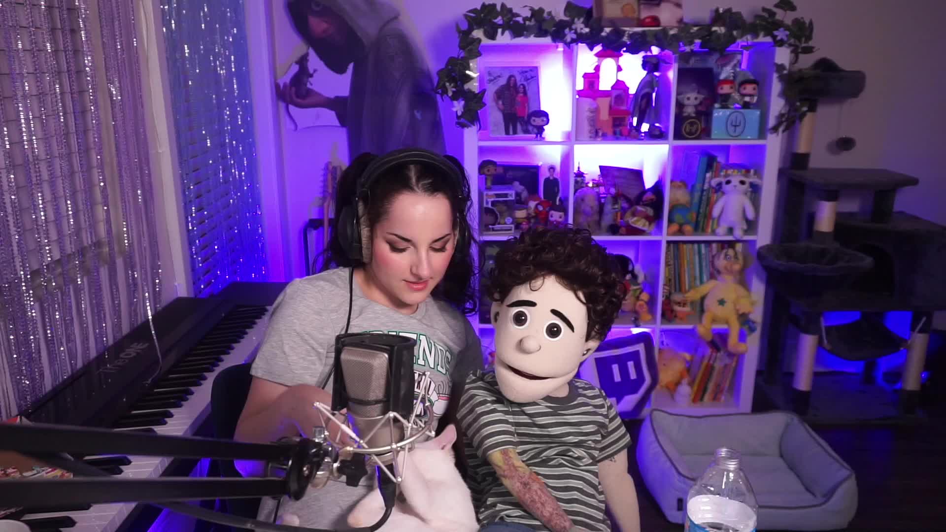 Boo wants Gosh's arm