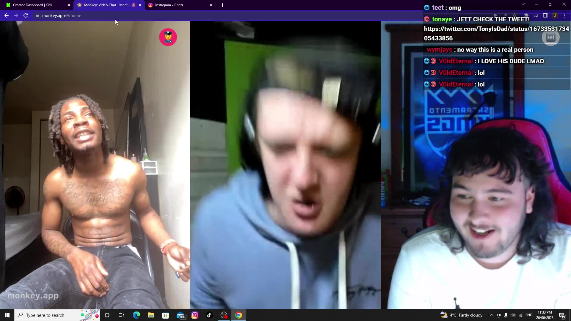 NPCs arguing, oh and there's orlando