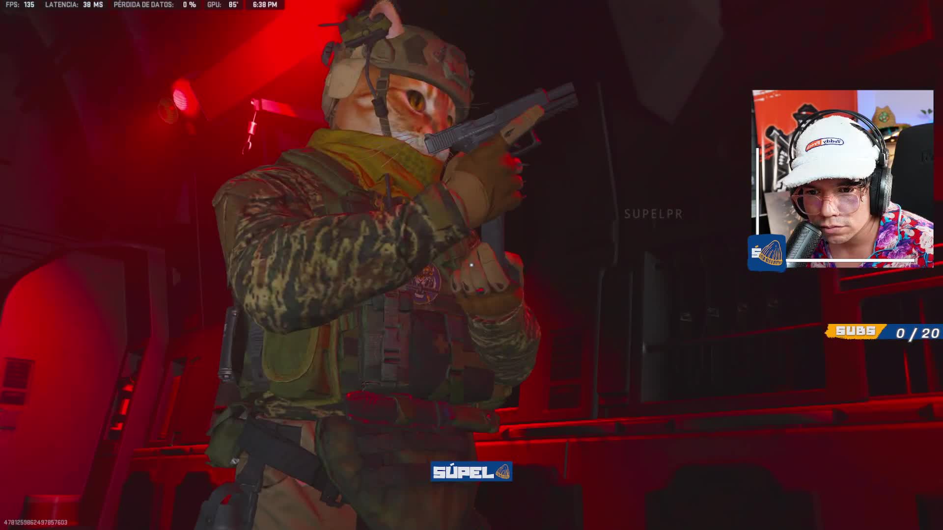 Supel enseñando la camara xd