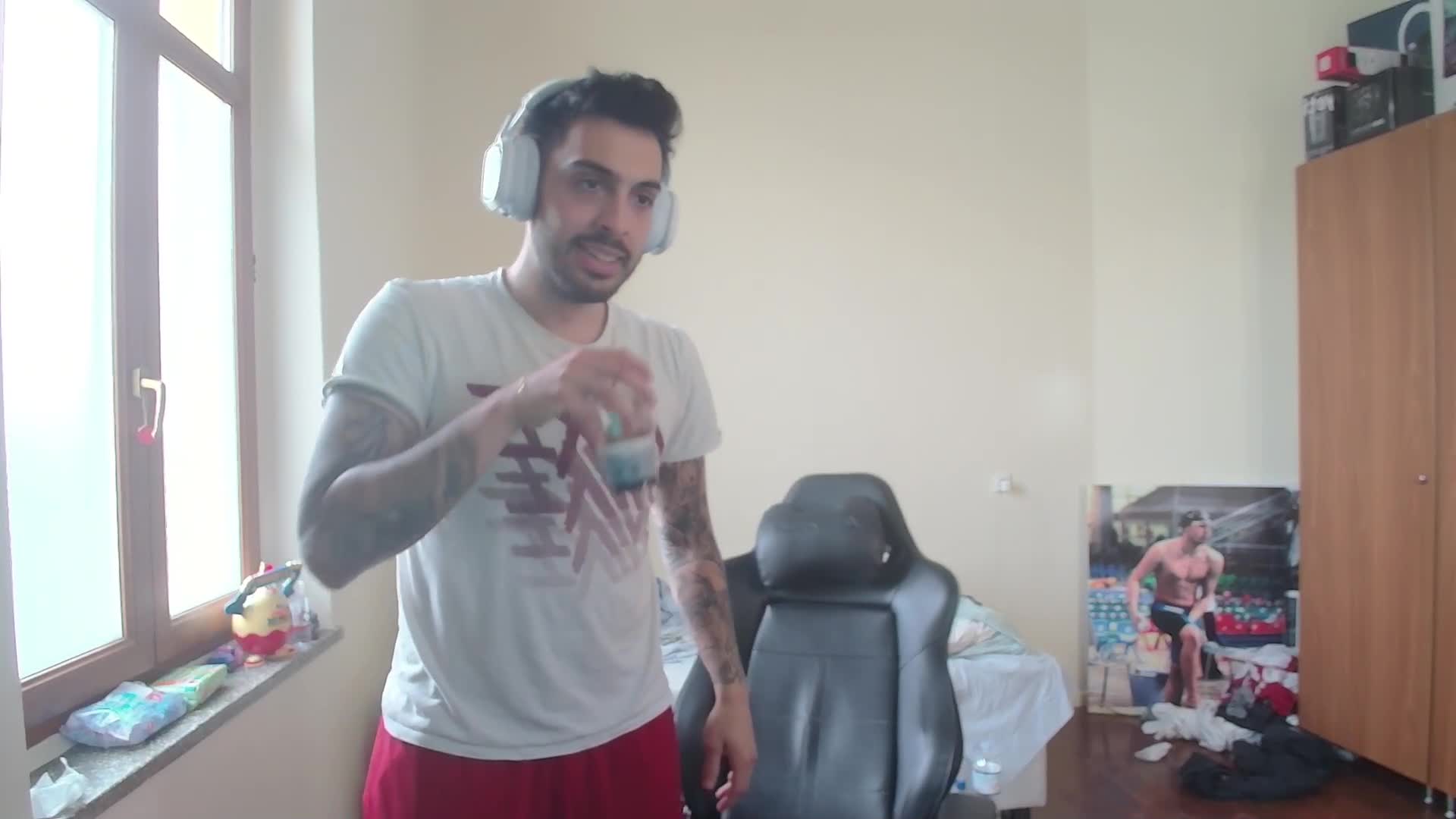 ti kanei o autistikos