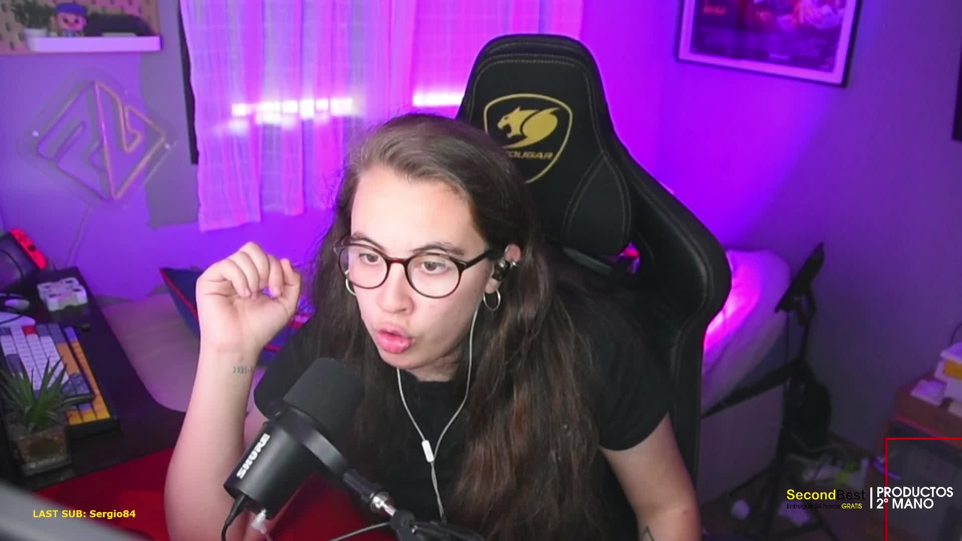 No la  coneces estresada literal ajajja